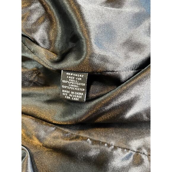 Jou Jou Black Faux Fur Jacket Size 1X Super Soft Mobwife Hook Closure - Picture 7 of 10